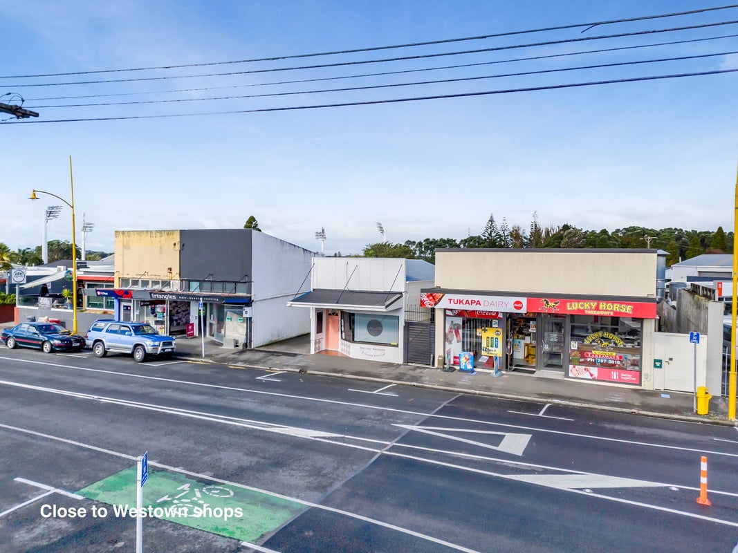 29 Dorset Avenue, Westown, New Plymouth - Carousel 23