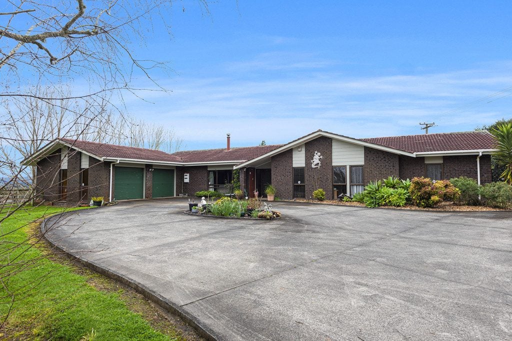 537 Maungakaramea Road, Whangarei - Carousel 1