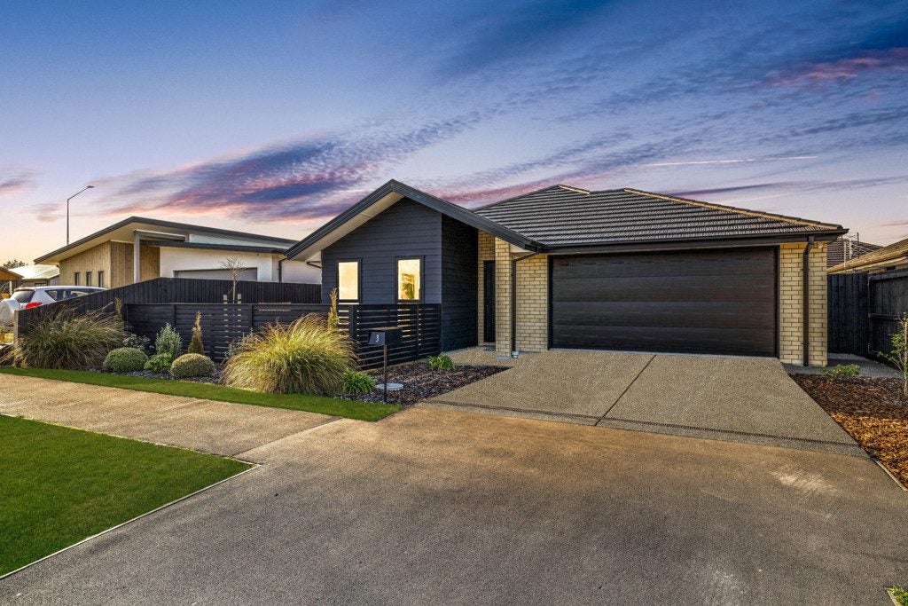 3 Dallimore Drive, Belfast, Christchurch - Carousel 19