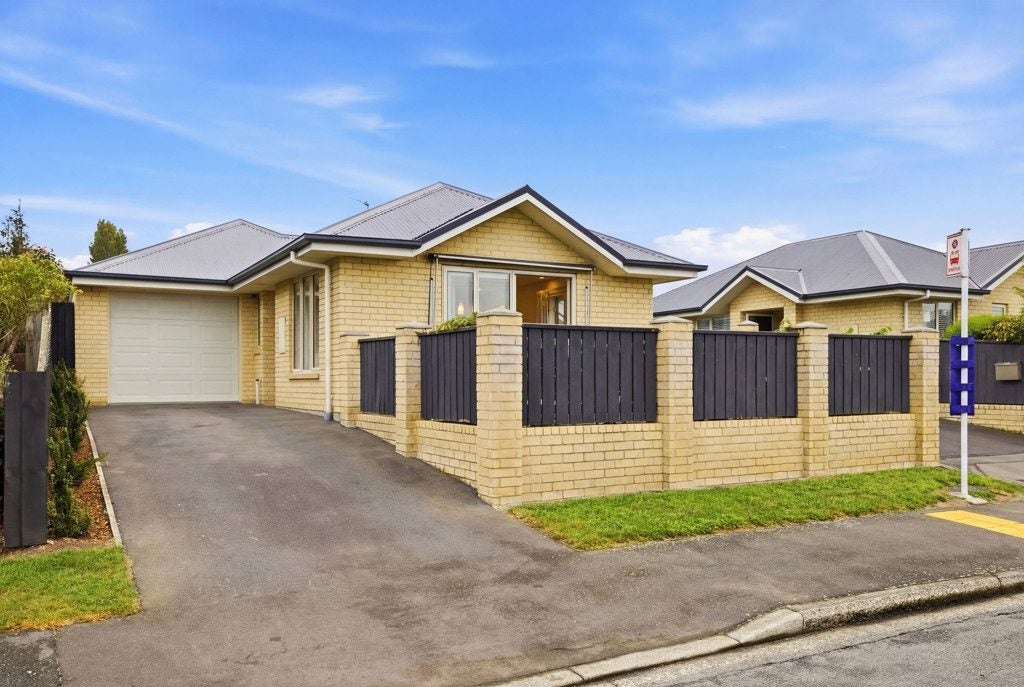 4/3 Oakridge Street, Halswell, Christchurch - Carousel 18
