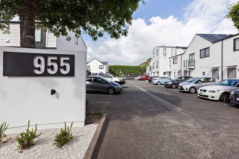7/955 Mount Eden Road, Three Kings, Auckland - Carousel 19
