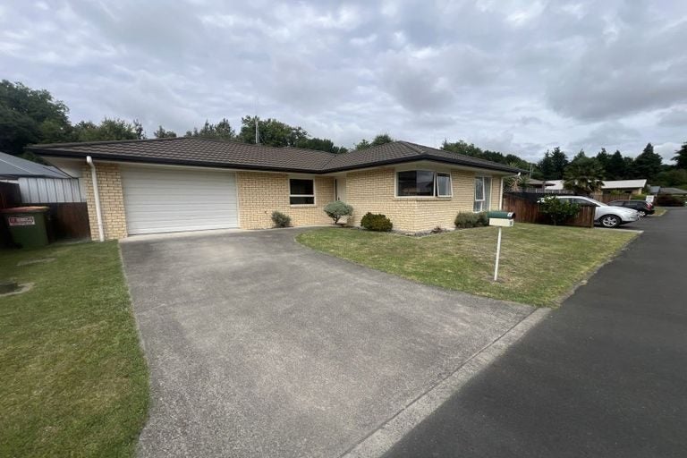 15/2 Grace Avenue, Leamington, Cambridge - Carousel 1