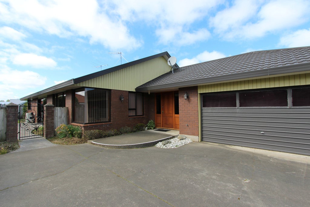 53 Vogel Place, Waikiwi, Invercargill - Carousel 1