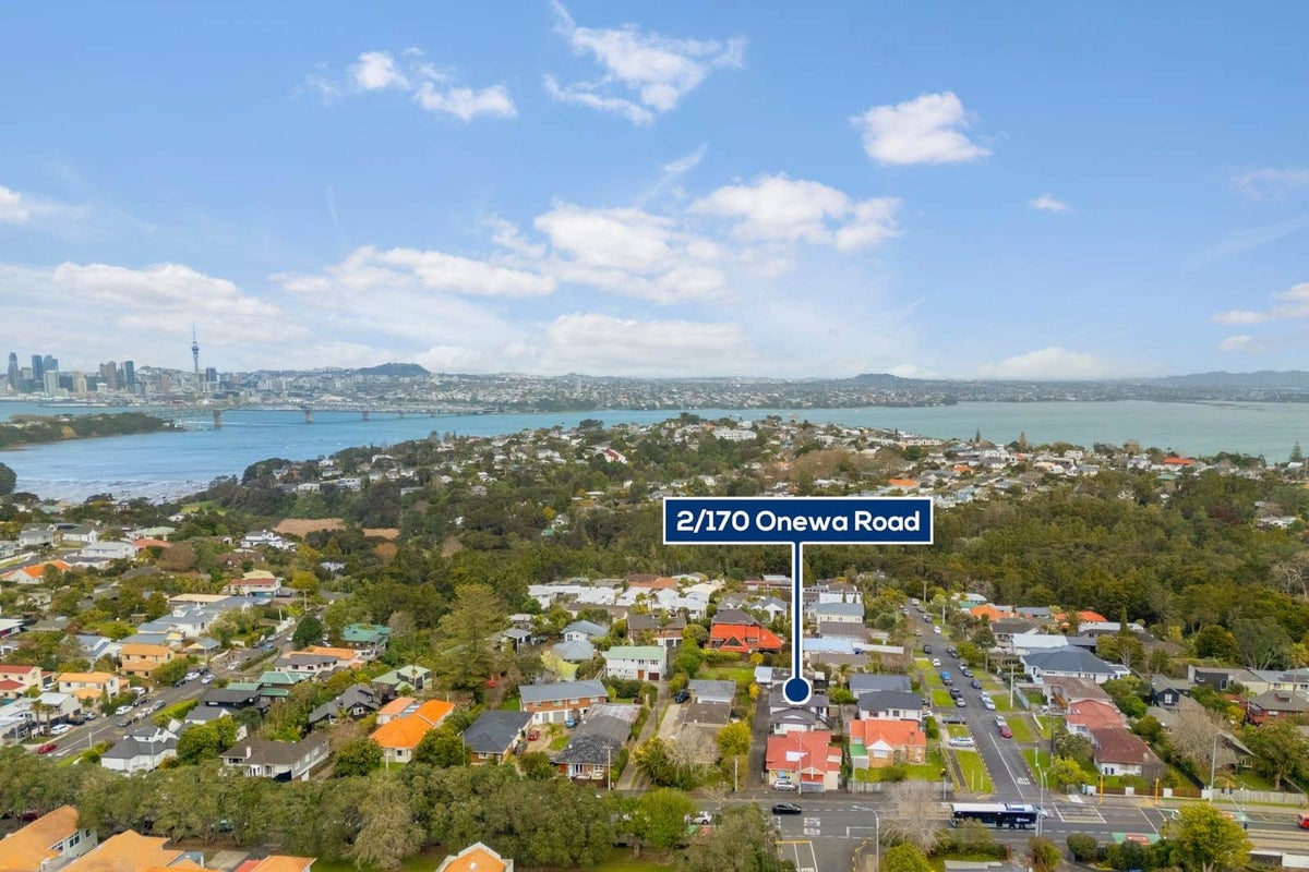 2/170 Onewa Road, Northcote, Auckland - Carousel 13