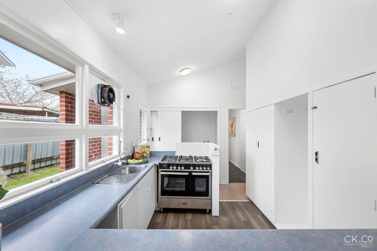 7A Tennyson Street, Trentham, Upper Hutt - Carousel 2