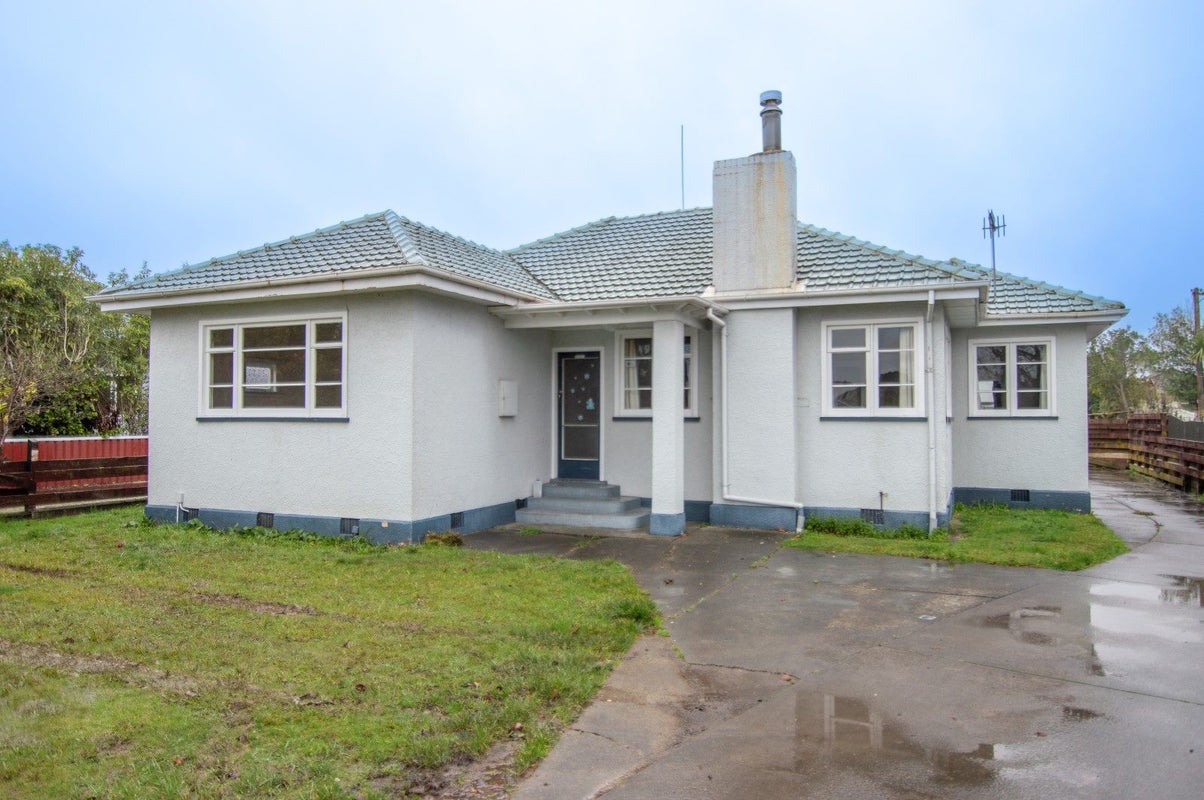 216 Vogel Street, Roslyn, Palmerston North - Carousel 1