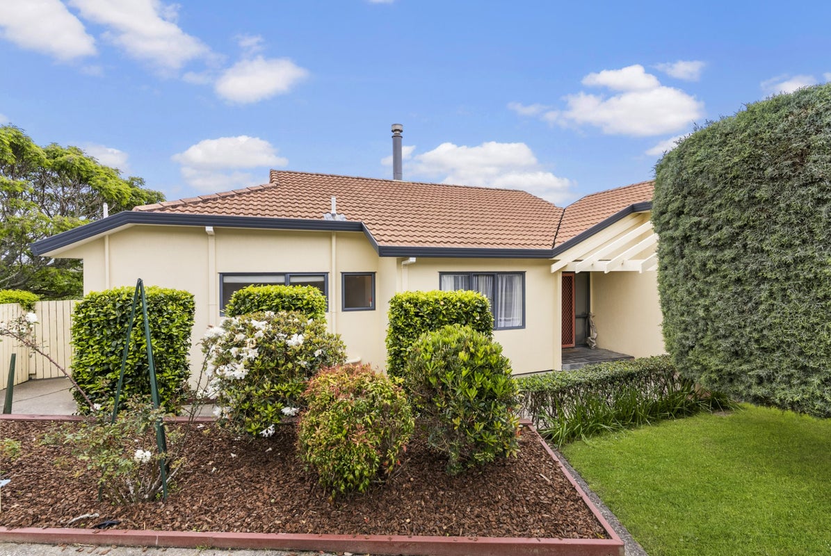 17 Charlotte Street, Stanmore Bay, Whangaparaoa - Carousel 2