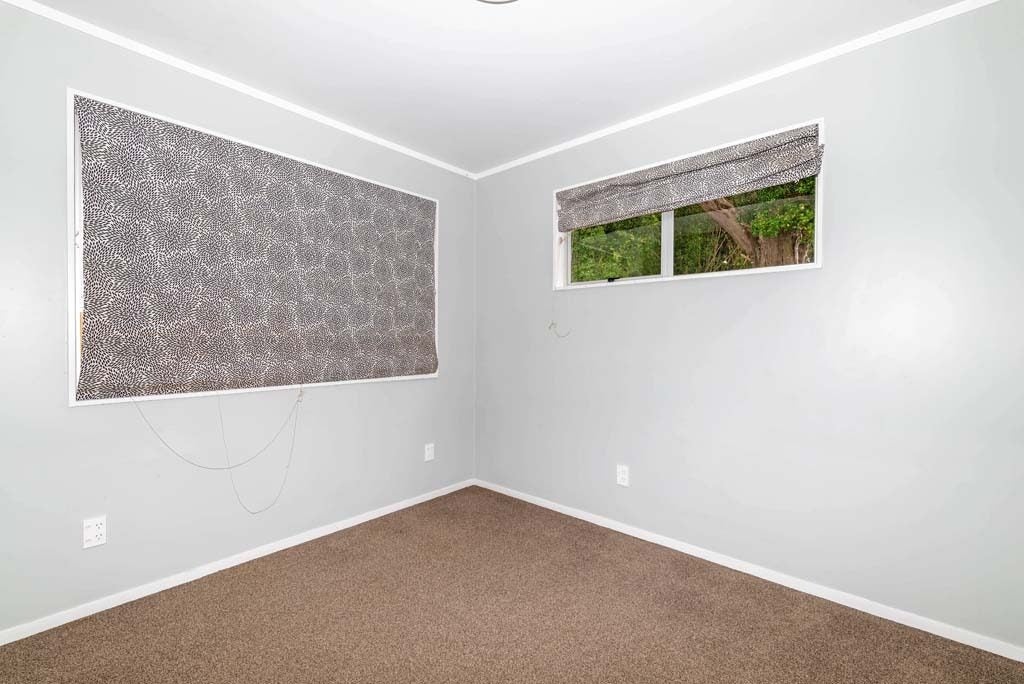 2/63 Zita Maria Drive, Massey, Auckland - Carousel 11