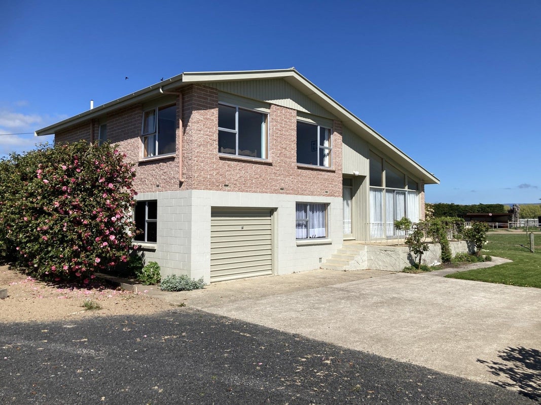 110 Bruce Road, Momona, Outram - Carousel 1