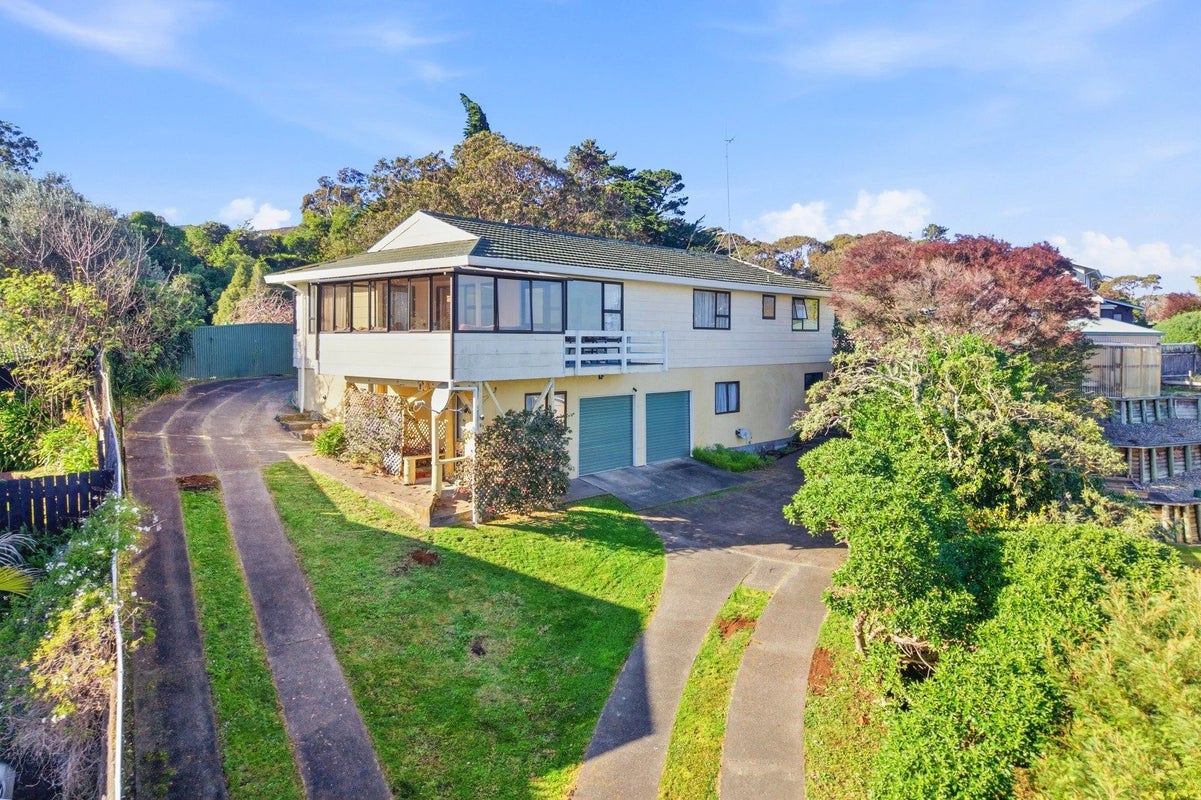 34 Treadwell Street, Springvale, Whanganui - Carousel 1