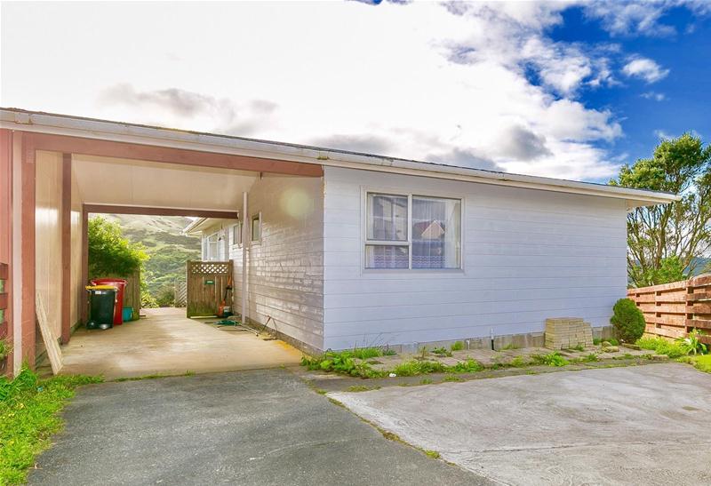 12 Anaheim Place, Churton Park, Wellington - Carousel 2
