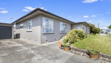 7 Hurley Place, Awapuni, Palmerston North - Carousel 1