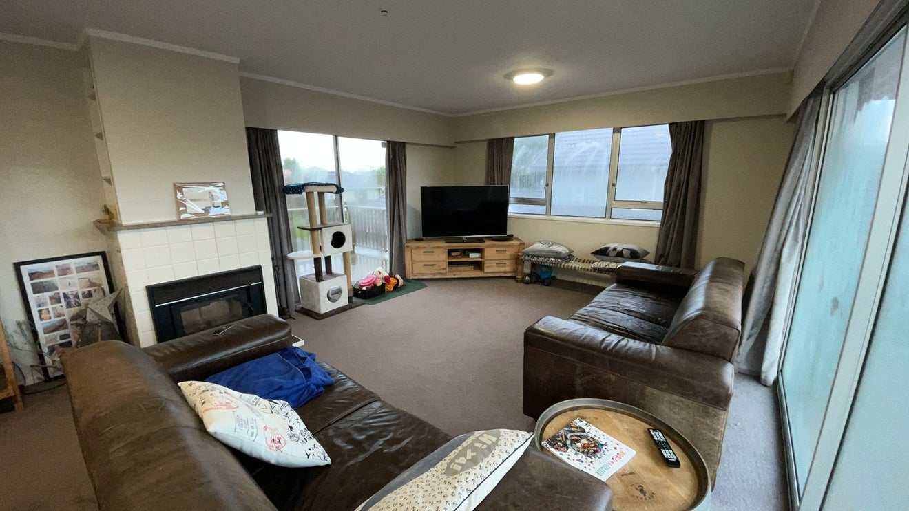 38 Sea Spray Drive, Bucklands Beach, Auckland - Carousel 2