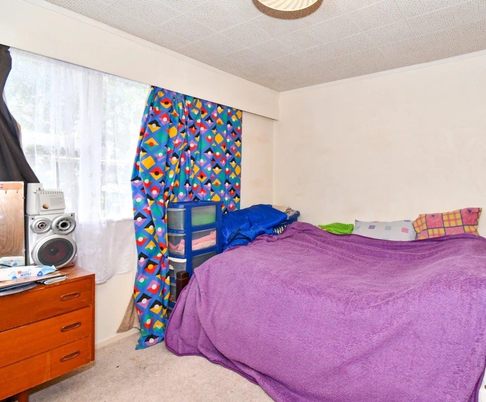 301 Glenfield Road, Glenfield, Auckland - Carousel 4