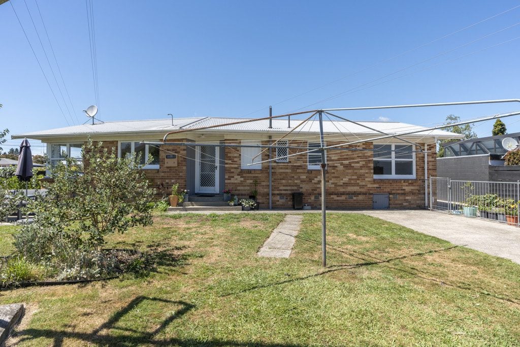 41 Sheridan Street, Silverdale, Hamilton - Carousel 14