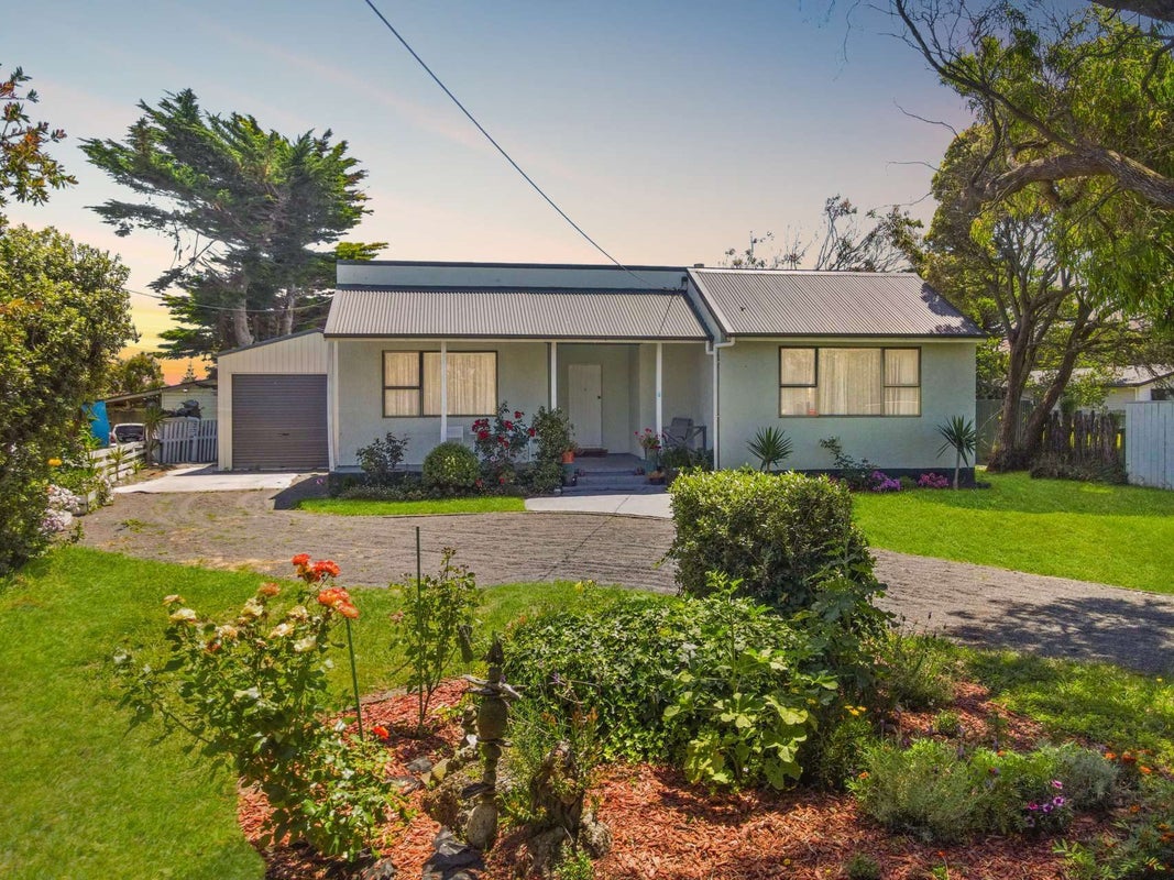 9 Waitai Street, Castlecliff, Whanganui - Carousel 1