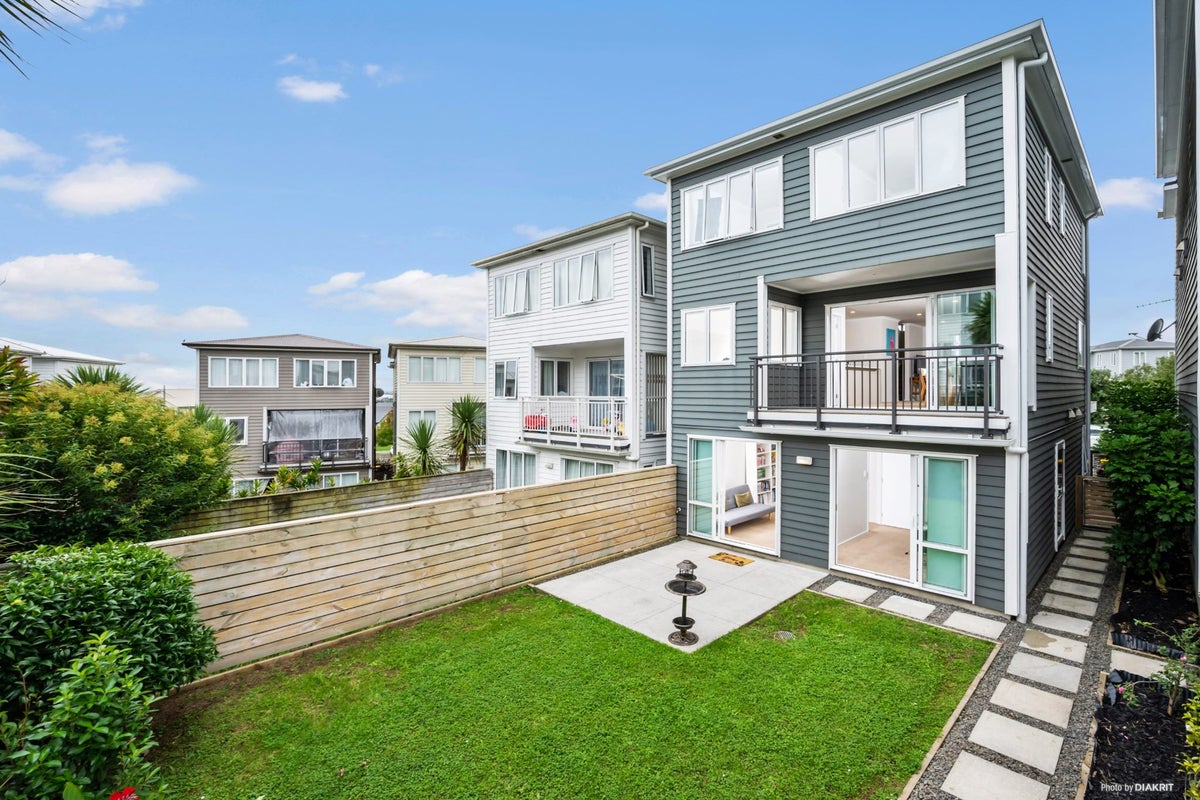 5 Manawatere Way, Flat Bush, Auckland - Carousel 2