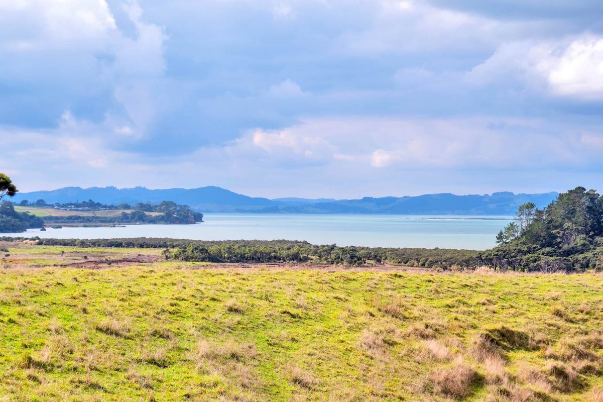 143D Tuparekura Road, Helensville - Carousel 1
