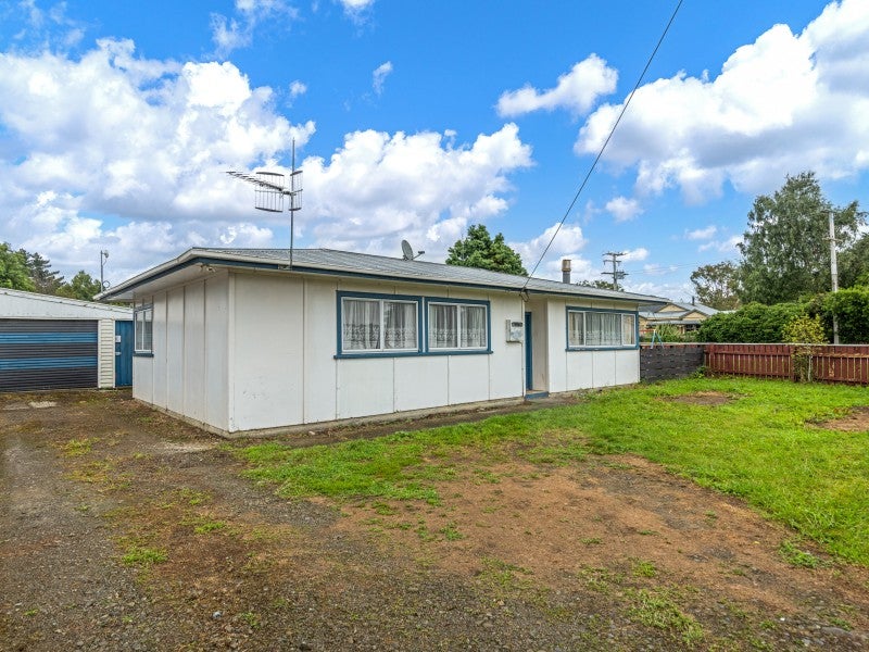 2A Mara Street, Mangatainoka, Pahiatua - Carousel 1