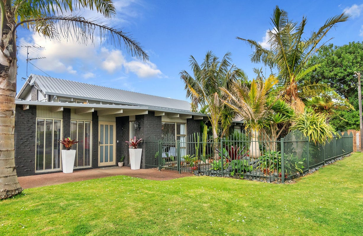9 Valerie Crescent, Albany - Carousel 2