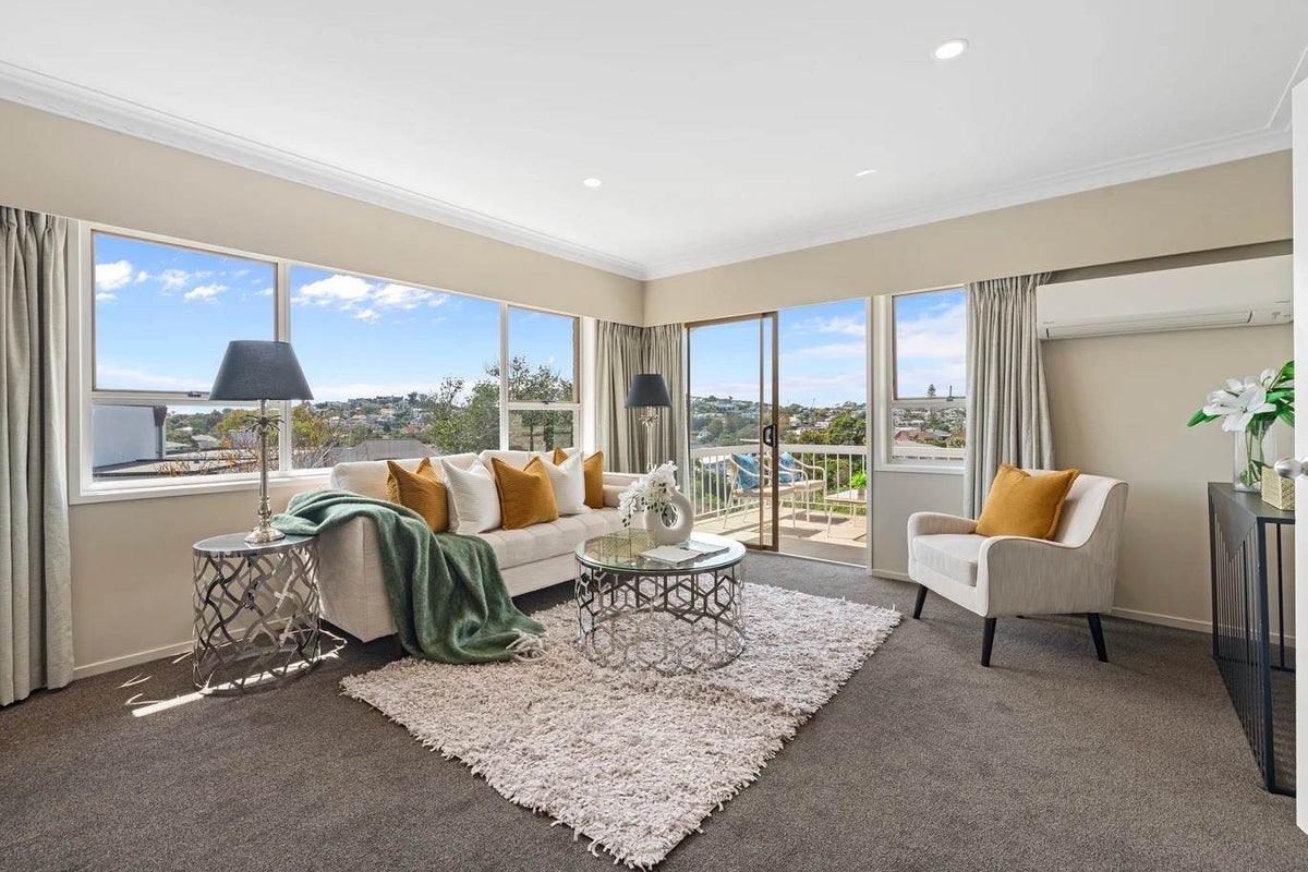 1/8 Yattendon Road, St Heliers, Auckland - Carousel 1