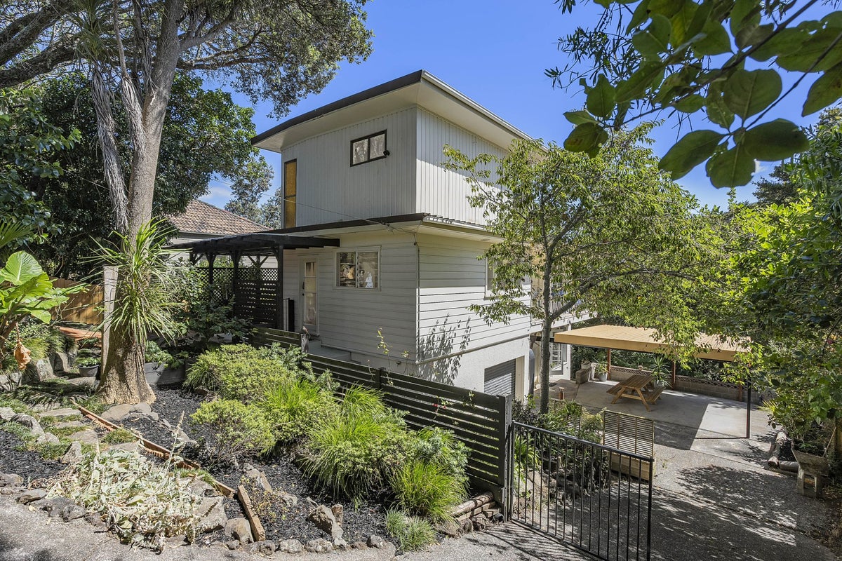 34 Monarch Avenue, Hillcrest, Auckland - Carousel 1