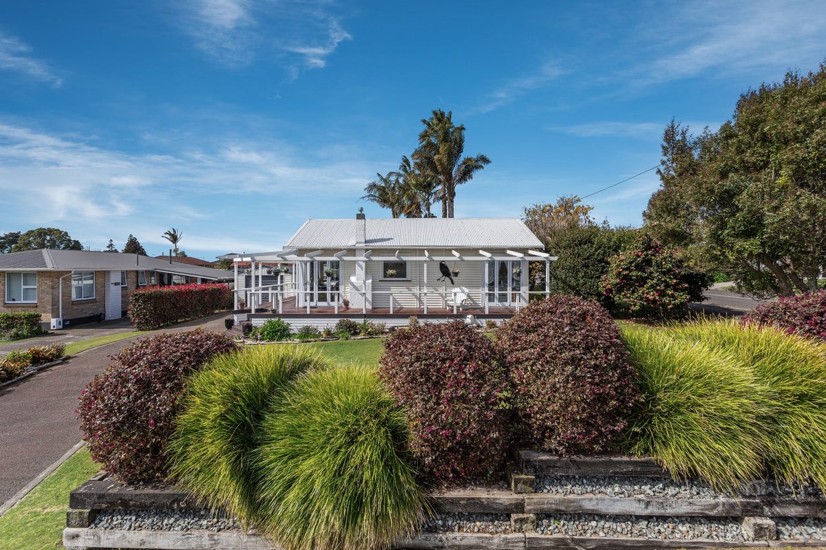 18 View Road, Opotiki, Opotiki - Carousel 2