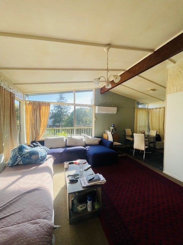 4 Temuri Place, Glendene, Auckland - Carousel 2
