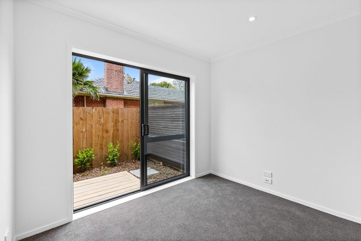 500B Te Atatu Road, Te Atatu Peninsula, Auckland - Carousel 10