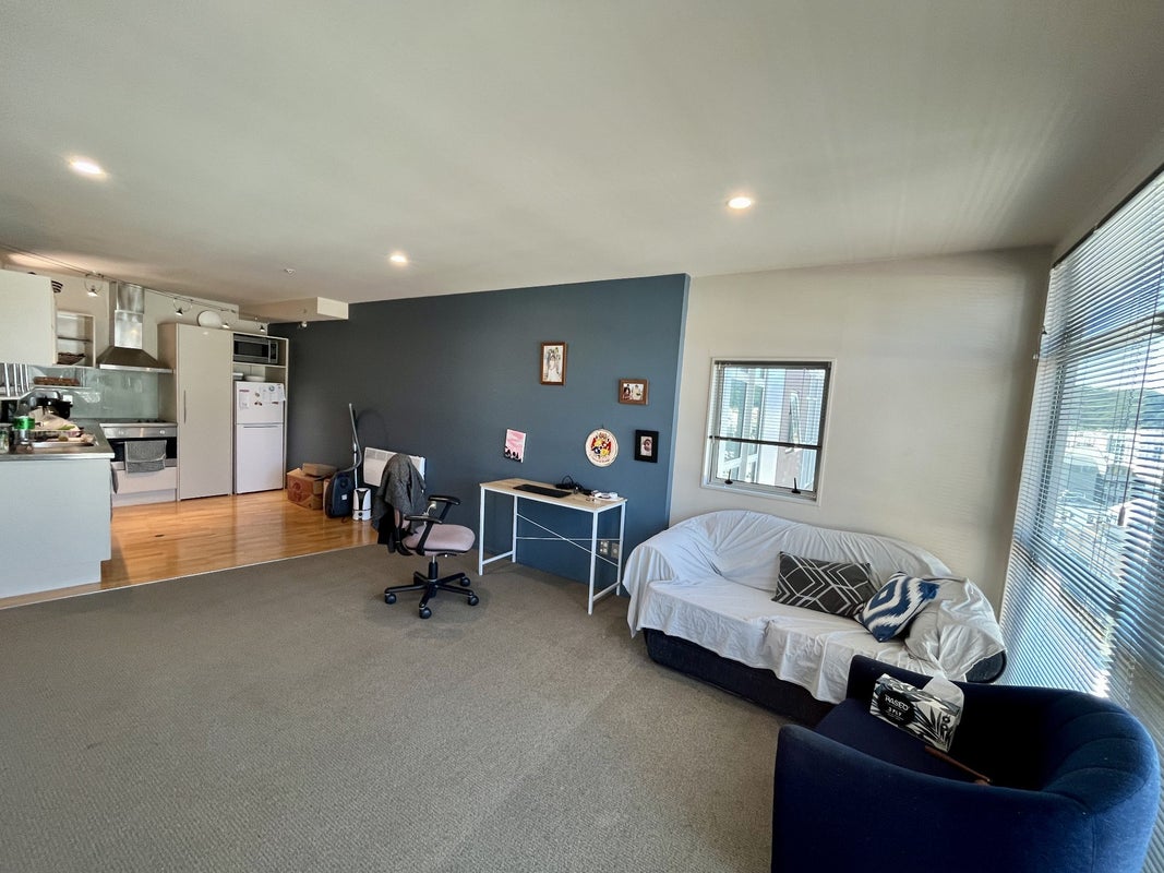 42/185 Victoria Street, Te Aro, Wellington - Carousel 1