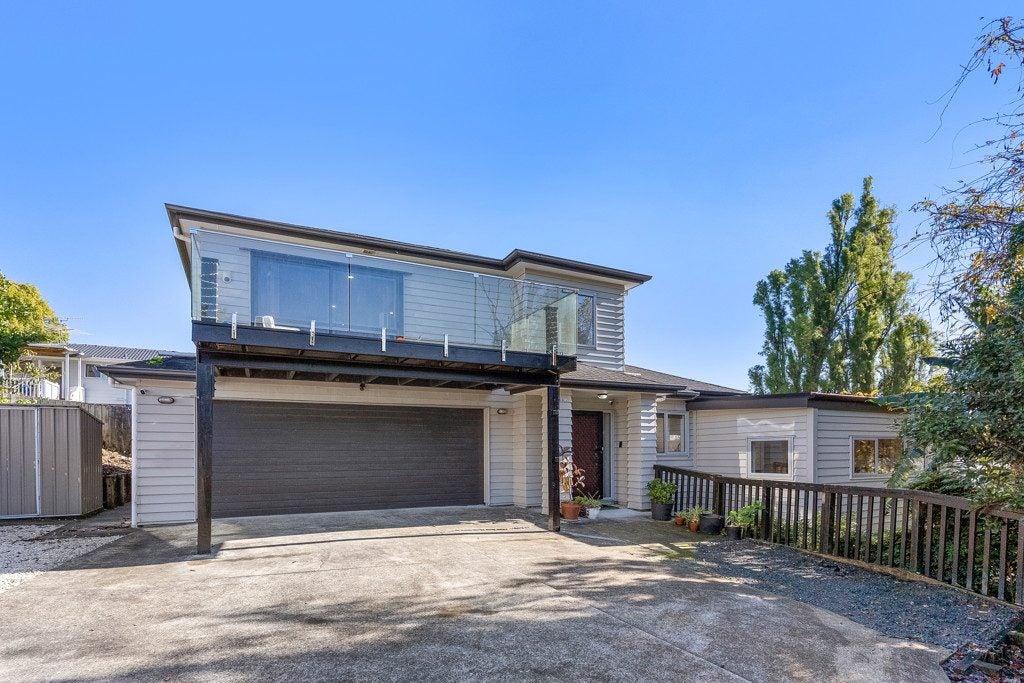 10A Beeche Place, Birkdale, Auckland - Carousel 1