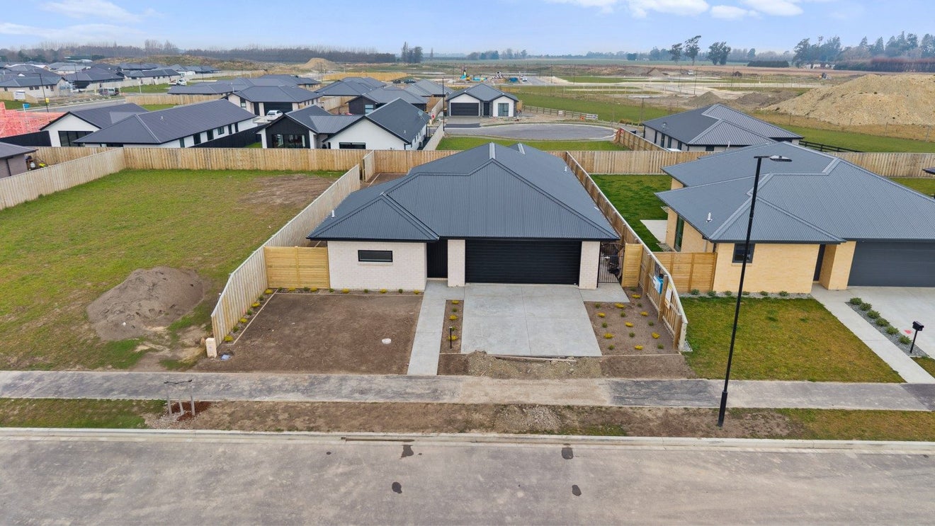 51 Strowan Avenue, Elgin, Ashburton - Carousel 26
