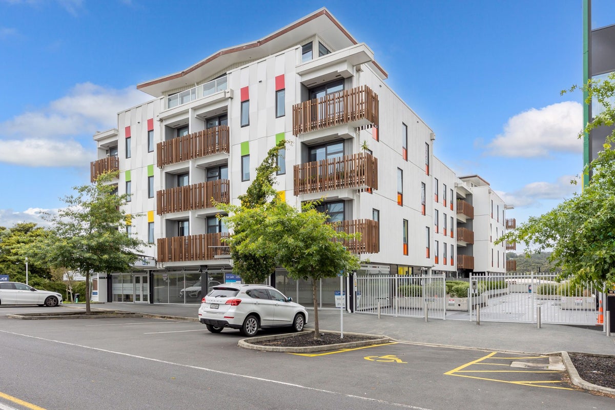 204/22 Library Lane, Albany, Auckland - Carousel 12