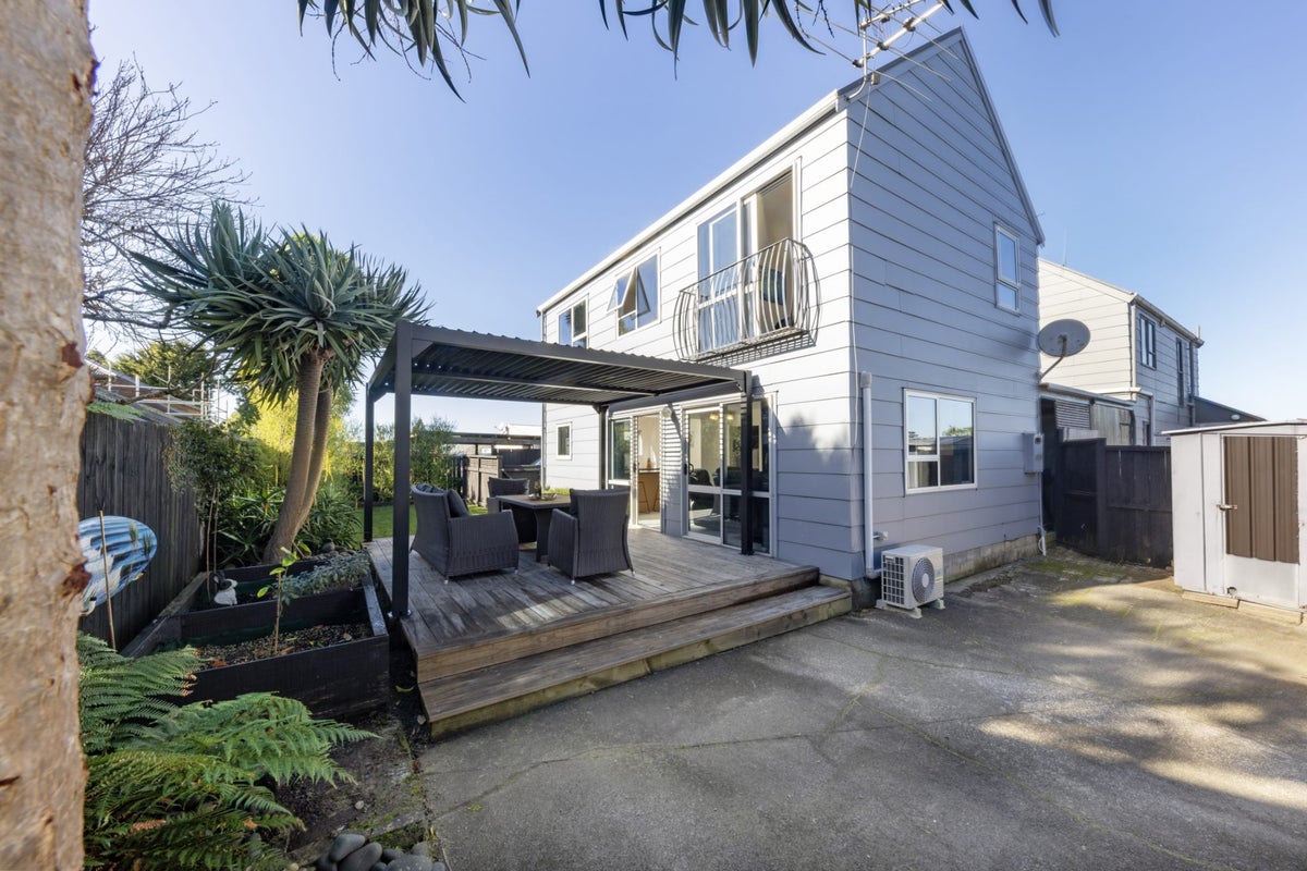 8/67A Spring Street, Onehunga, Auckland - Carousel 2