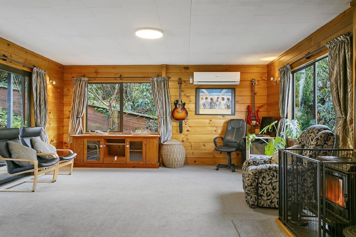 21 Hindmarsh Drive, Rangatira Park, Taupo - Carousel 2