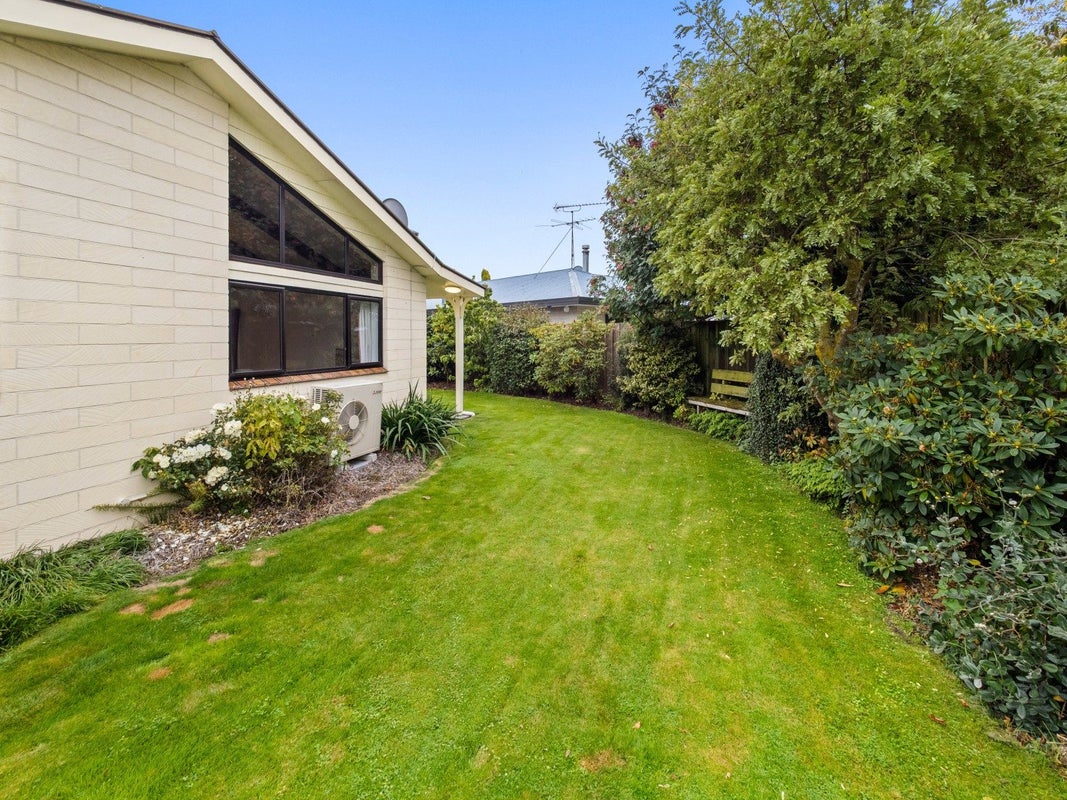 24 Jordan Avenue, Tinwald, Ashburton - Carousel 21