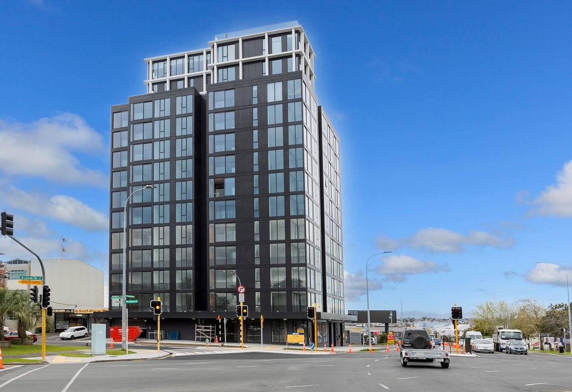 903/1 Buscomb Avenue, Henderson, Auckland - Carousel 1
