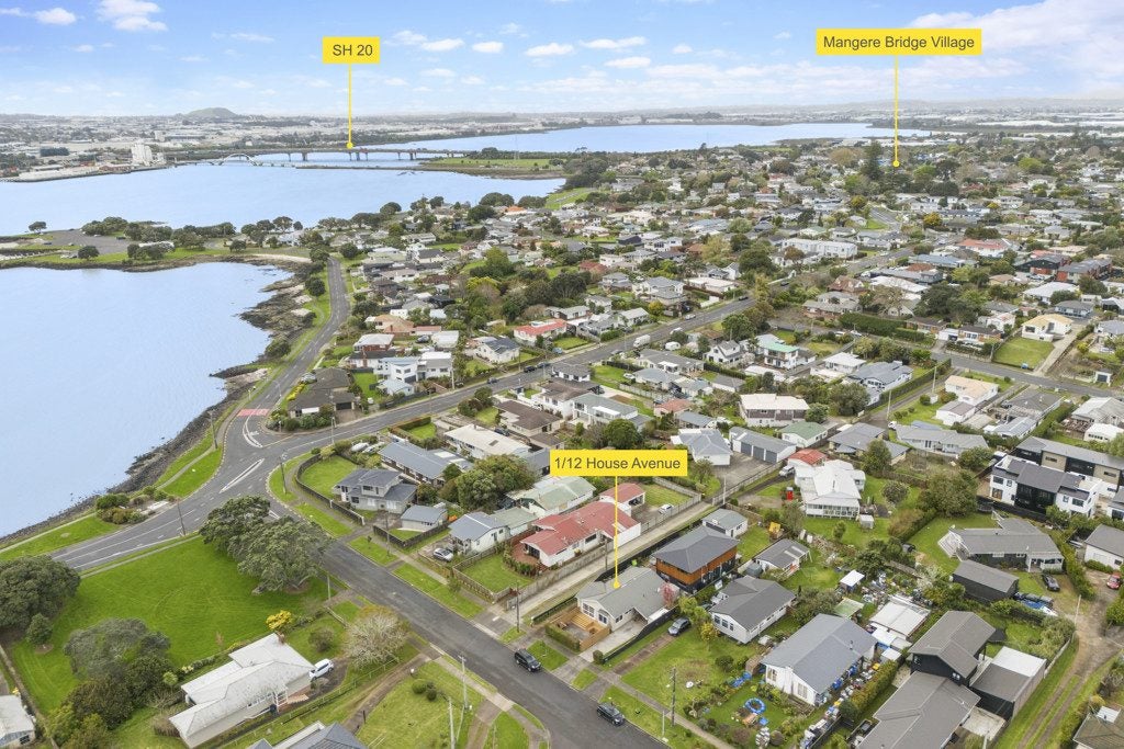 1/12 House Avenue, Māngere Bridge, Auckland - Carousel 1