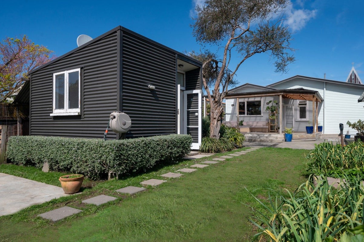 609 Frederick Street West, Mahora, Hastings - Carousel 1
