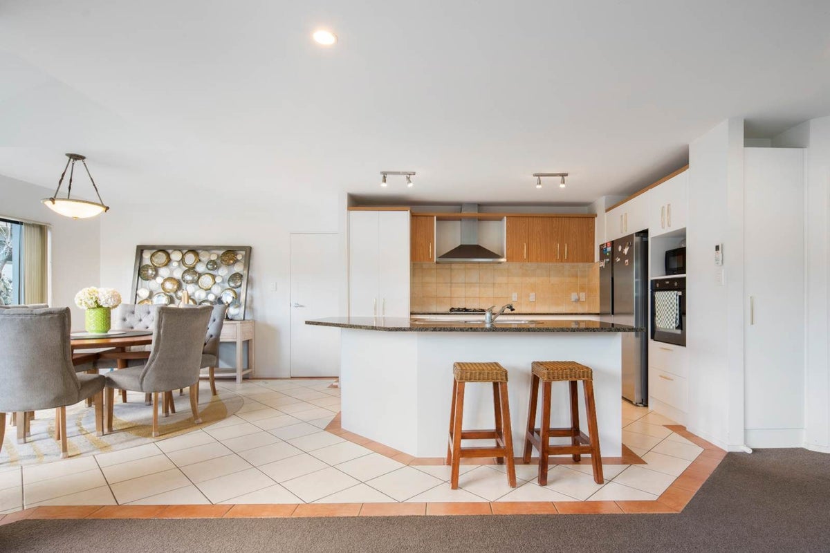 12 Red Oak Place, Schnapper Rock, Auckland - Carousel 2