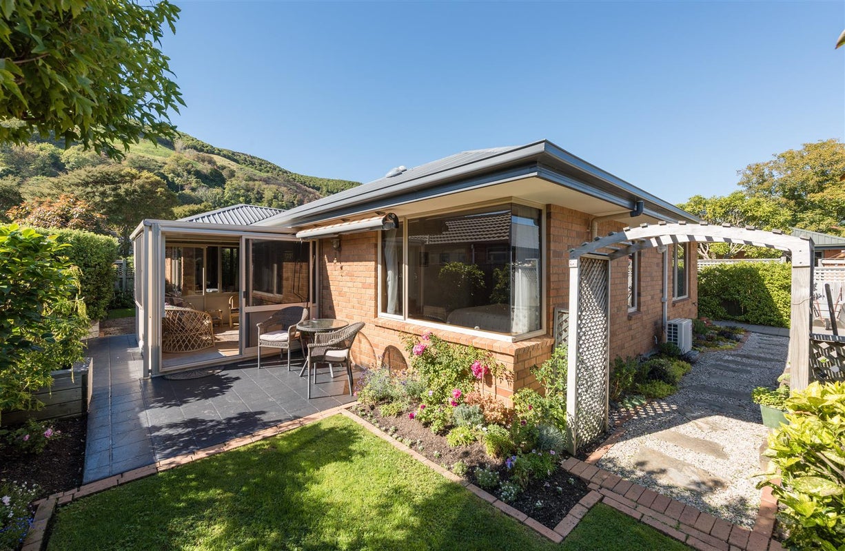 110 Milton Street, The Wood, Nelson - Carousel 1