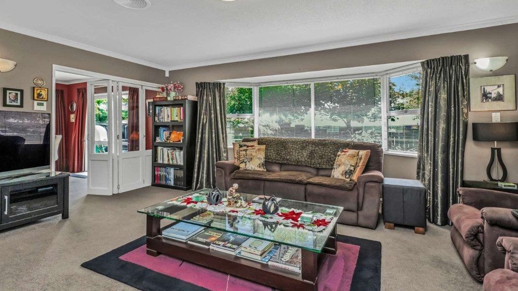 2 Woodlau Rise, Huntsbury, Christchurch - Carousel 2