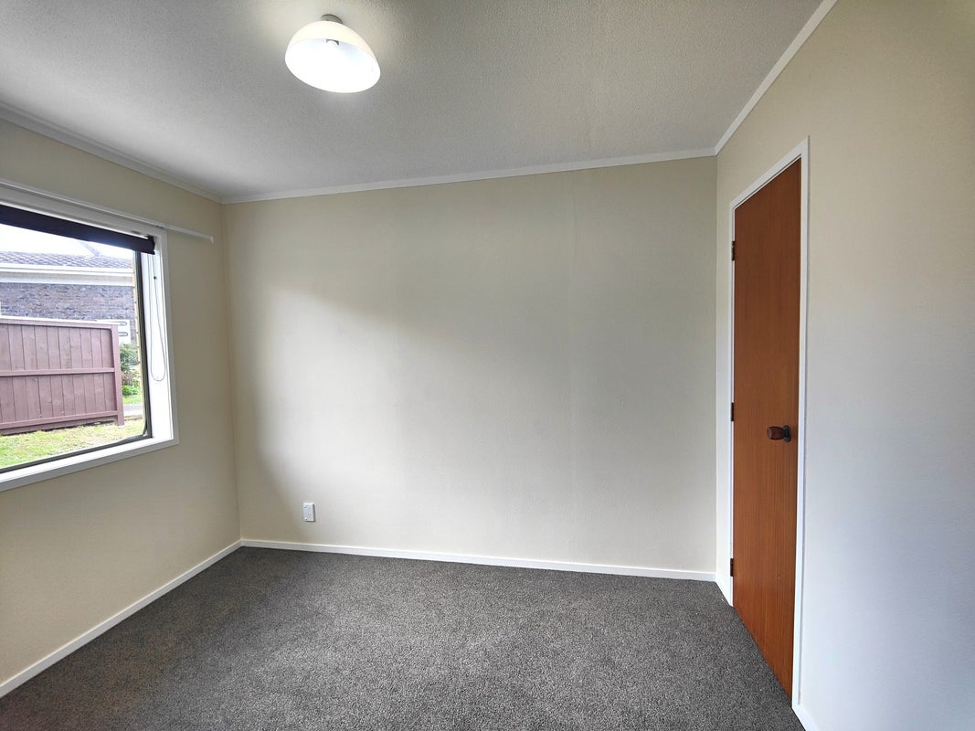 2/4 Rachael Place, Farm Cove, Auckland - Carousel 15