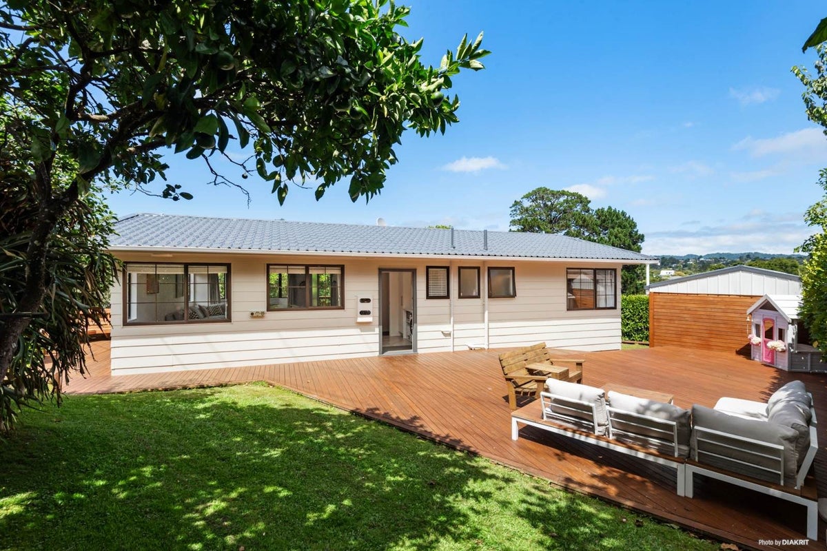 99B Captain Scott Road, Glen Eden, Auckland - Carousel 2