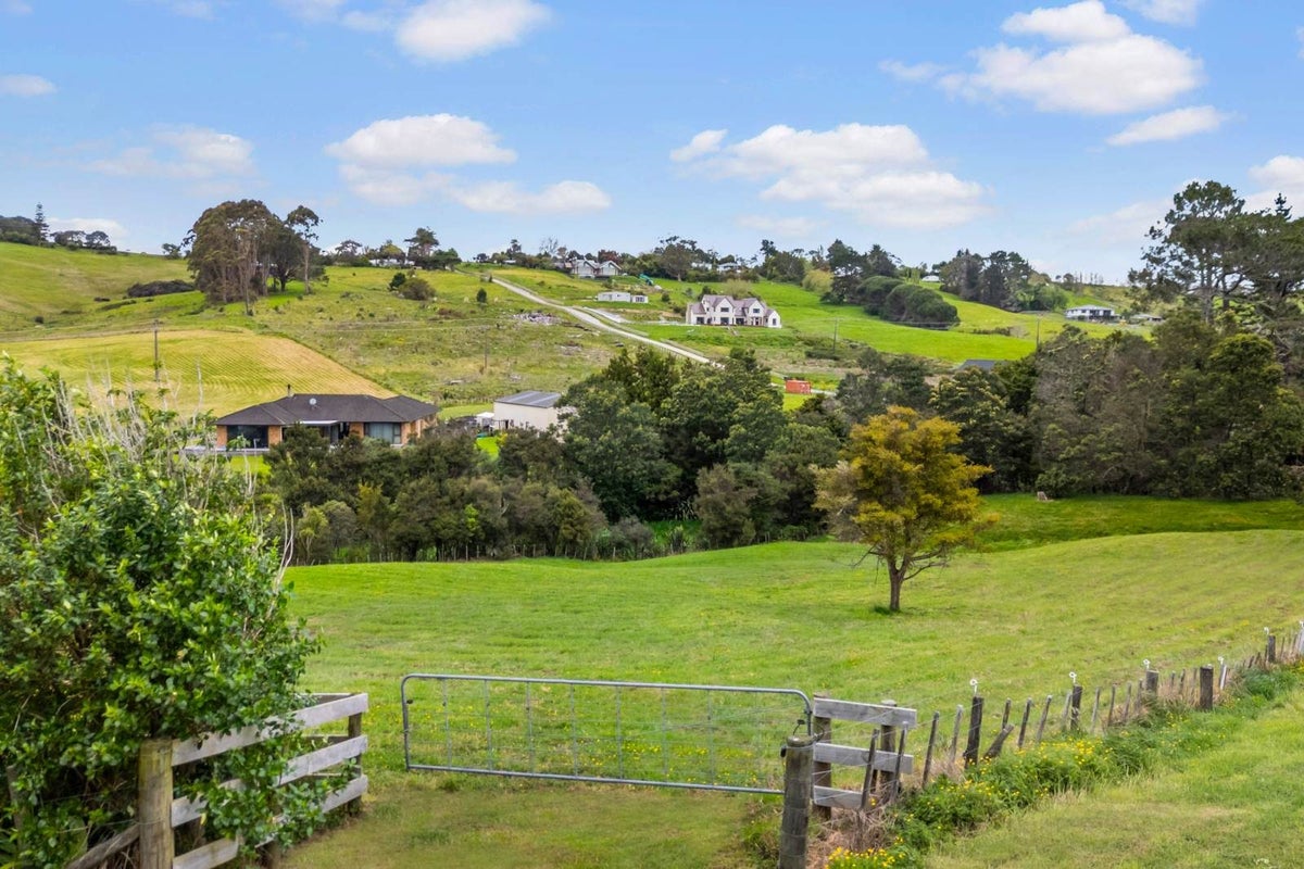 66 Newman Road, Stillwater, Silverdale - Carousel 1