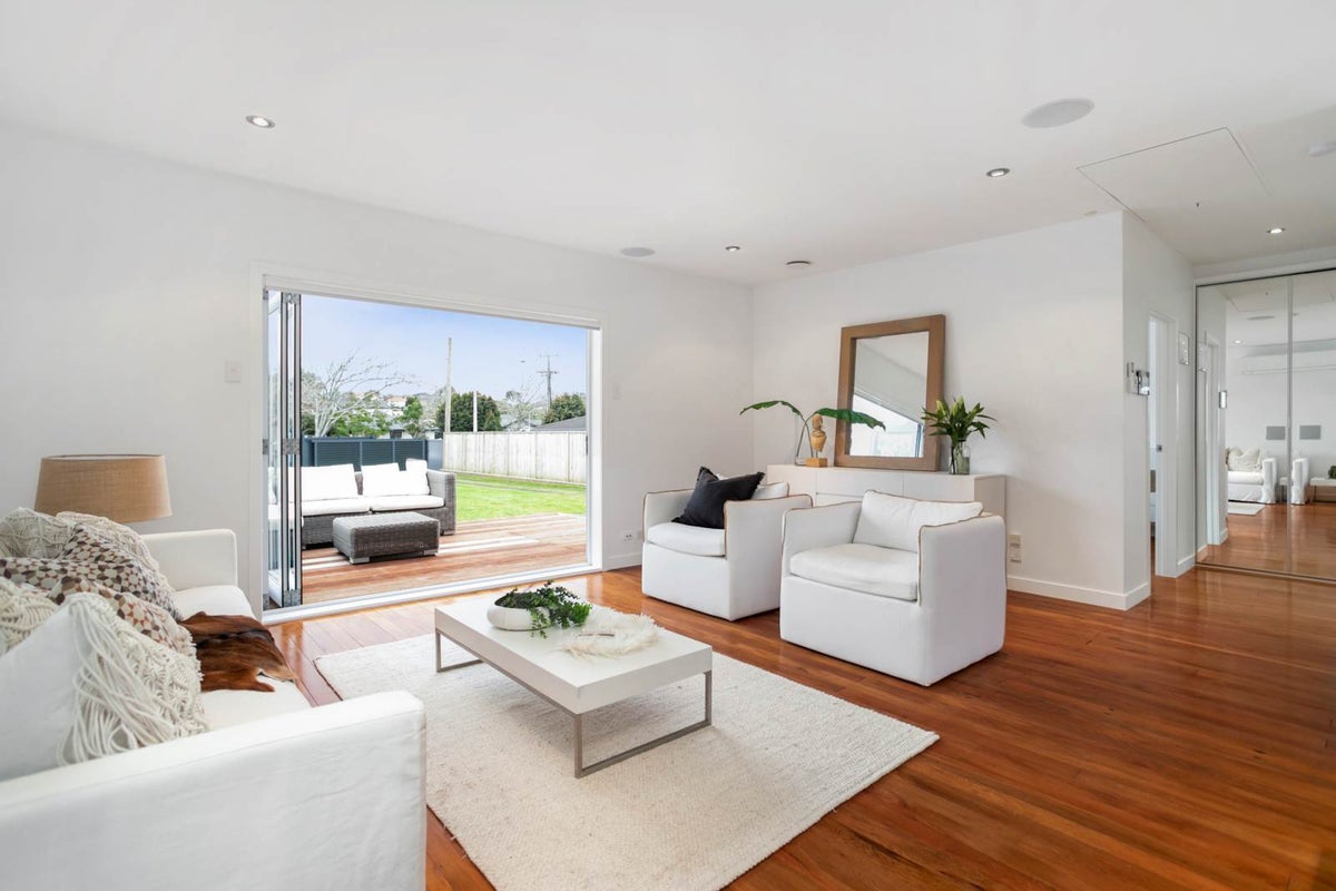 28 Rockfield Road, Ellerslie, Auckland - Carousel 2
