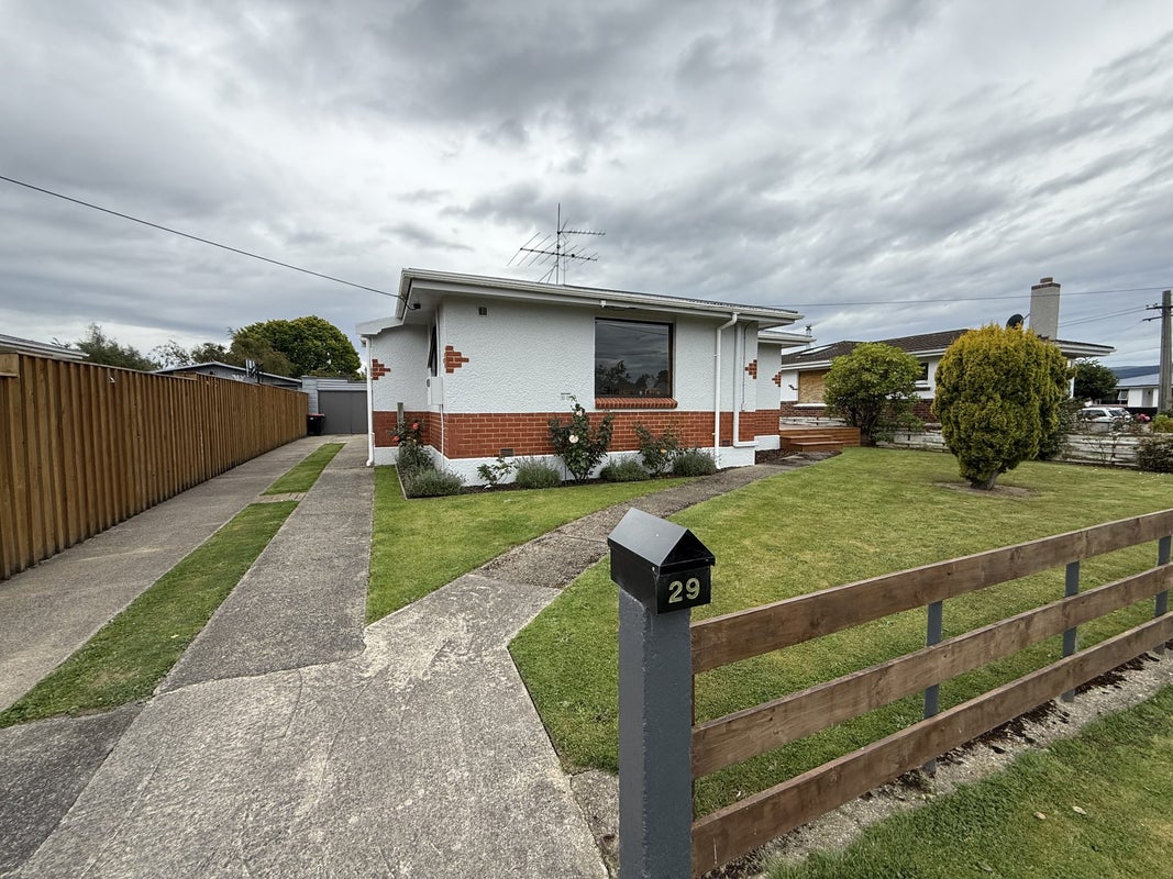 29 Ross Street, Roslyn, Dunedin - Carousel 1