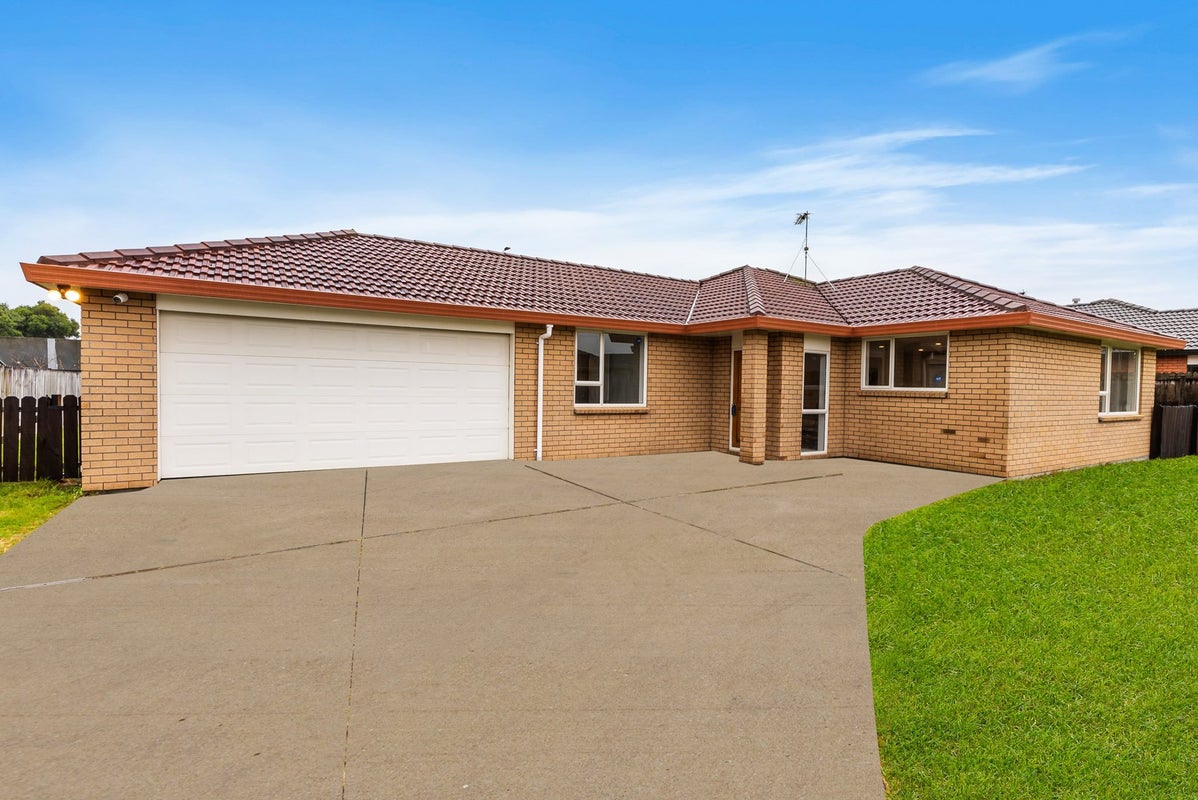 23 Morewa Place, Takanini, Auckland - Carousel 2