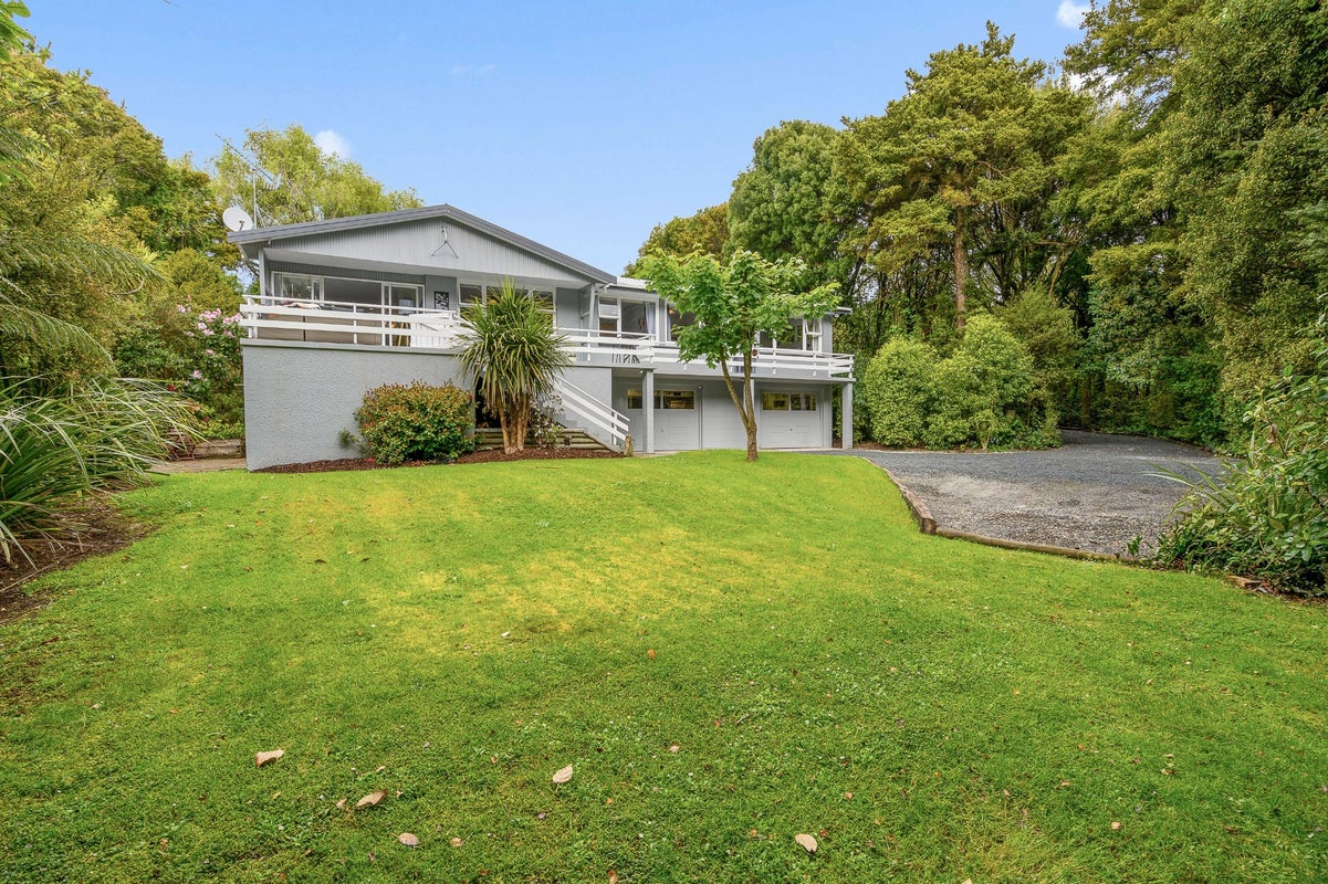 18 Rata Road, Otatara, Invercargill - Carousel 1