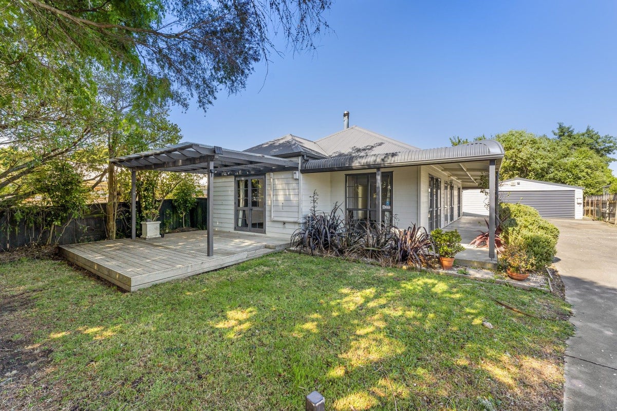 23 Charles Cross Street, Longburn, Palmerston North - Carousel 1